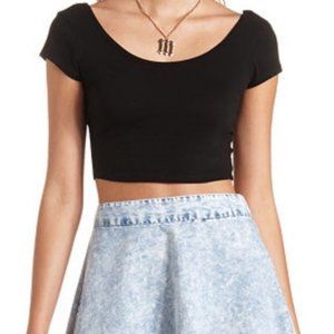 Black scoop neck staple Crop Top
